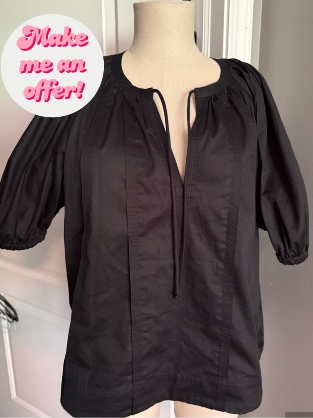 Elle Tahari Black Poplin Tie-Neck Top Blouse Pull over Medium NWOT Puff Sleeve